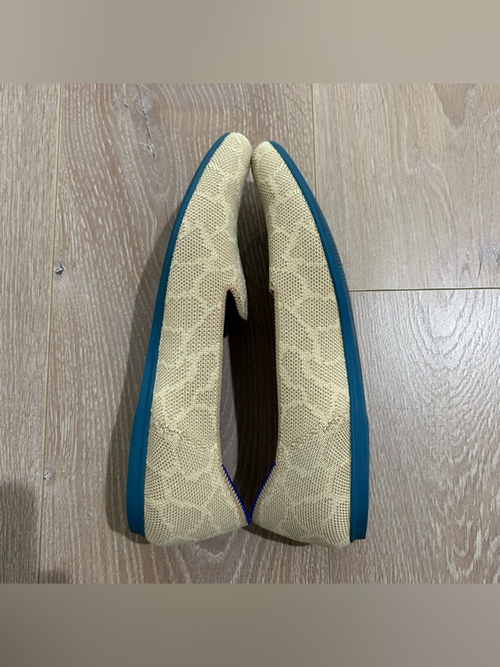 Rothy’s The Loafer Shoes Sahara Gold Giraffe Print Size Women’s 8.5 - Picture 11 of 11
